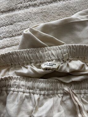 Max Studio Neutral Cream Linen Drawstring Waist Pants